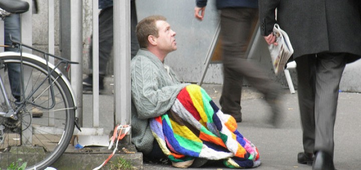 Bezdomovec-v-Londyne-Jessica-Mulley