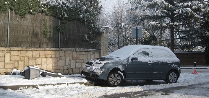 Nehoda-UK-snow-Mr-Hicks46