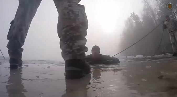 vojaci-nato-rozosmiali-rusov